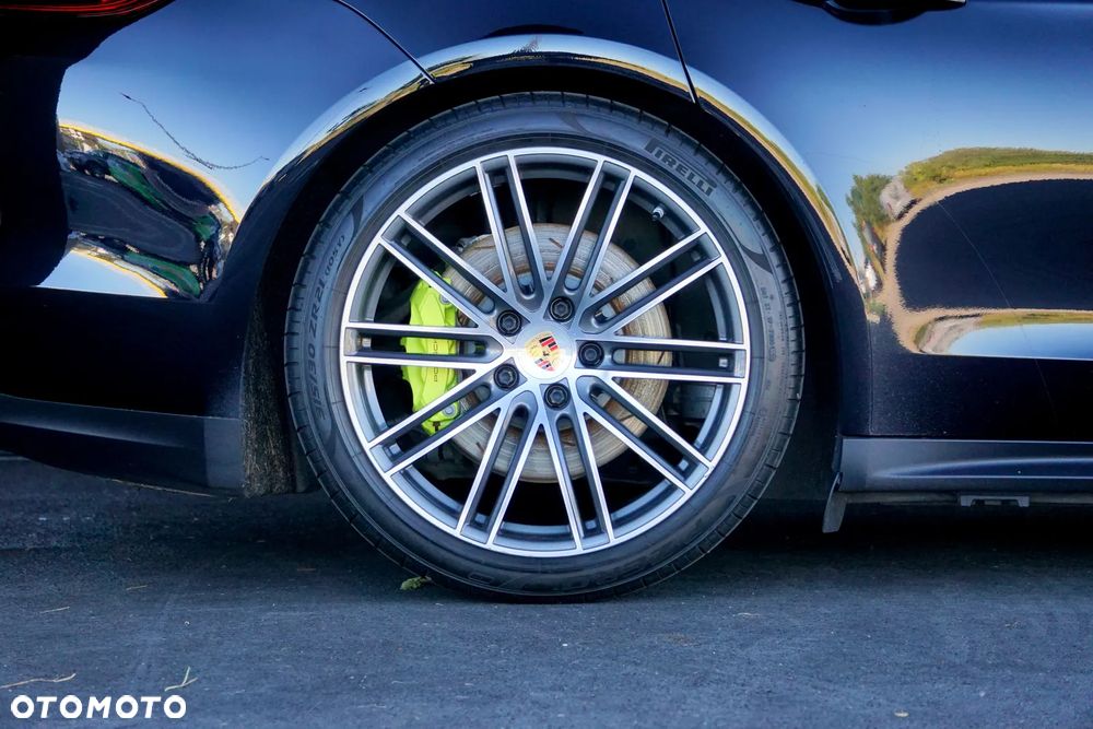Porsche Panamera 4 E-Hybrid 10 Years Edition - 15