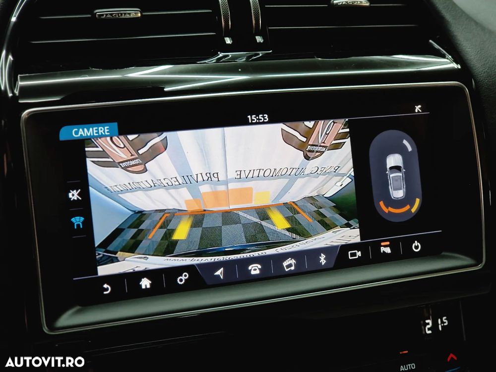 Jaguar F-Pace 20d AWD Aut. Prestige - 32