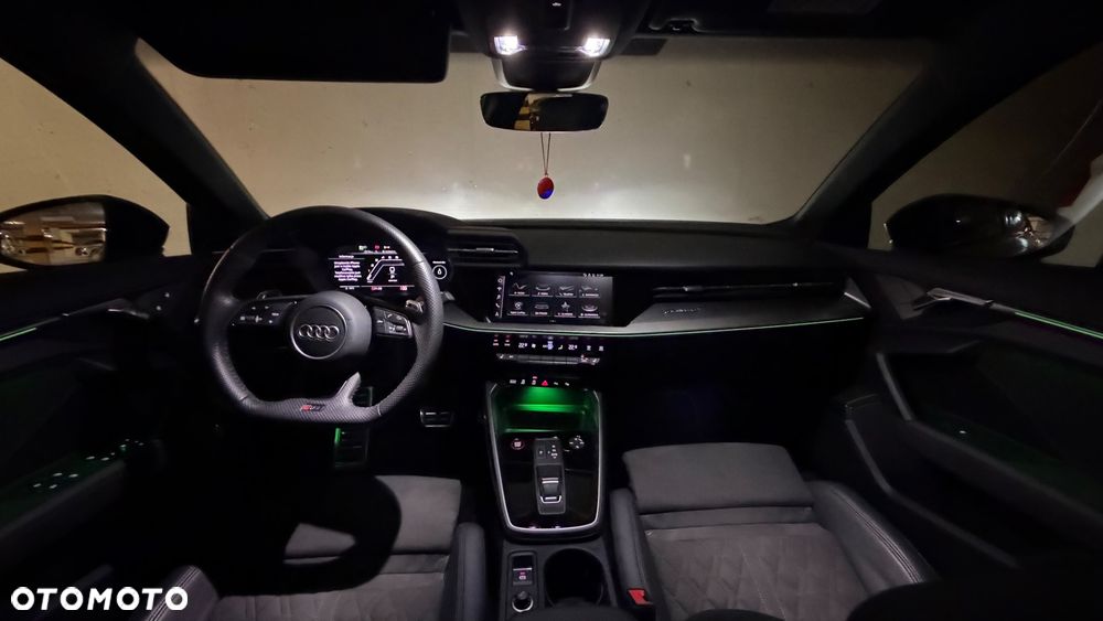 Audi RS3 Sportback - 11