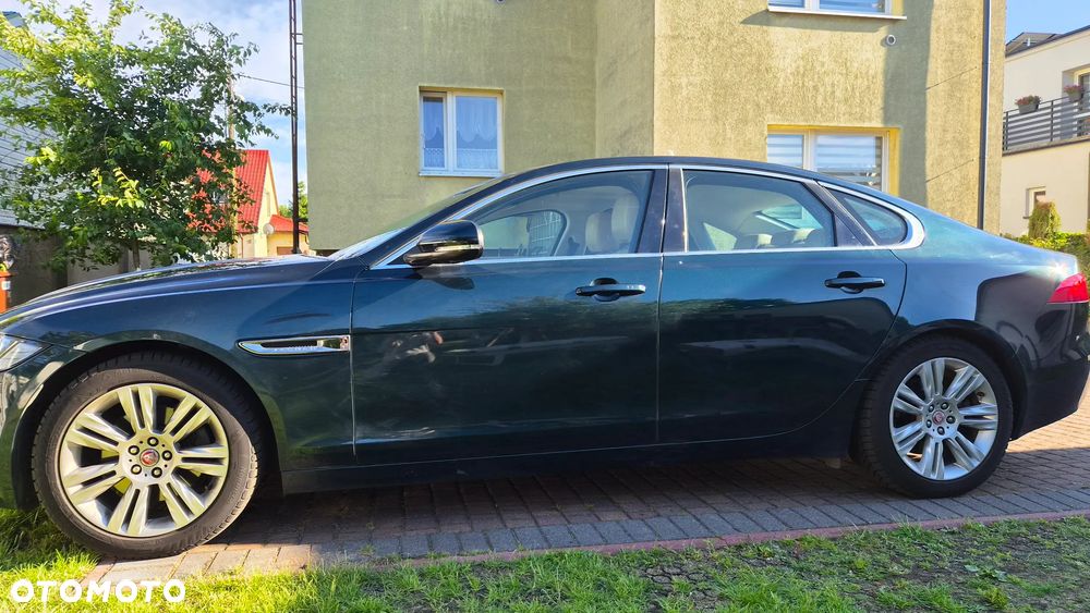 Jaguar XF 2.0 i4D Portfolio - 2