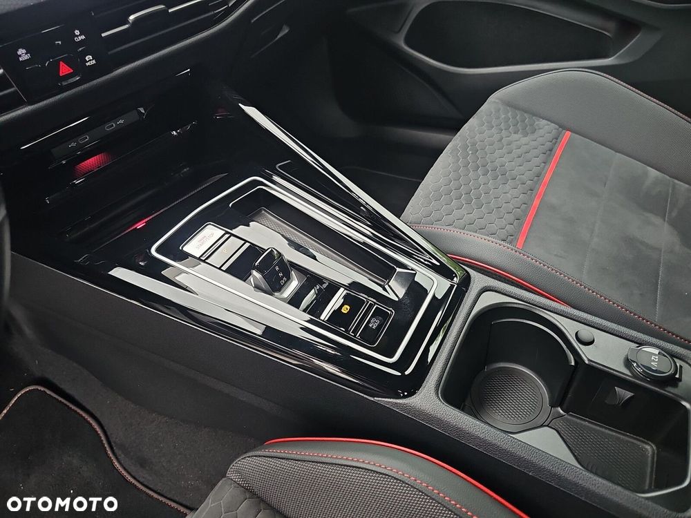 Volkswagen Golf 2.0 TSI GTI Clubsport DSG - 19