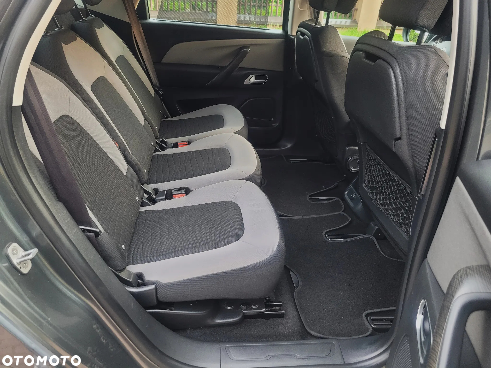 Citroën C4 Picasso 1.6 THP Exclusive - 28