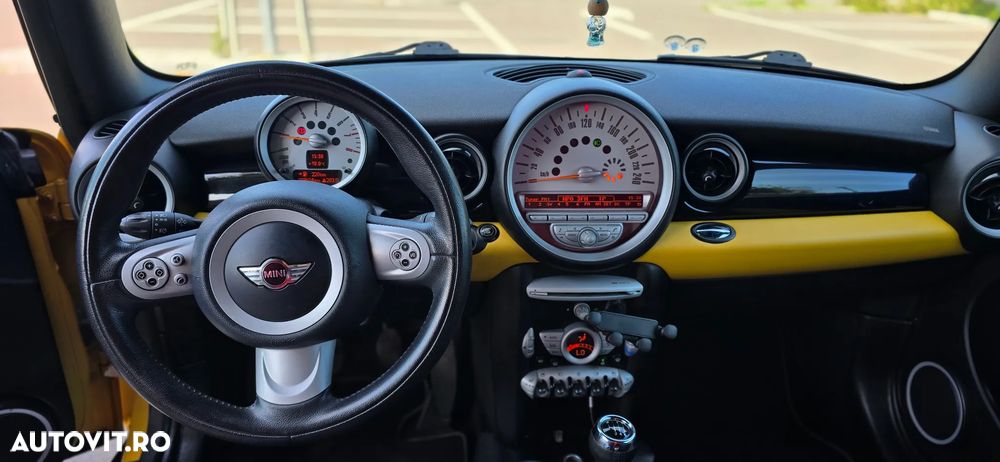 Mini Cooper Standard - 12