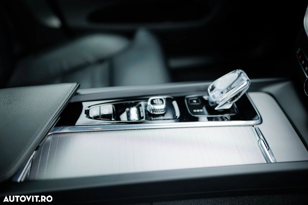 Volvo XC 60 B4 D AWD Geartronic Inscription - 16