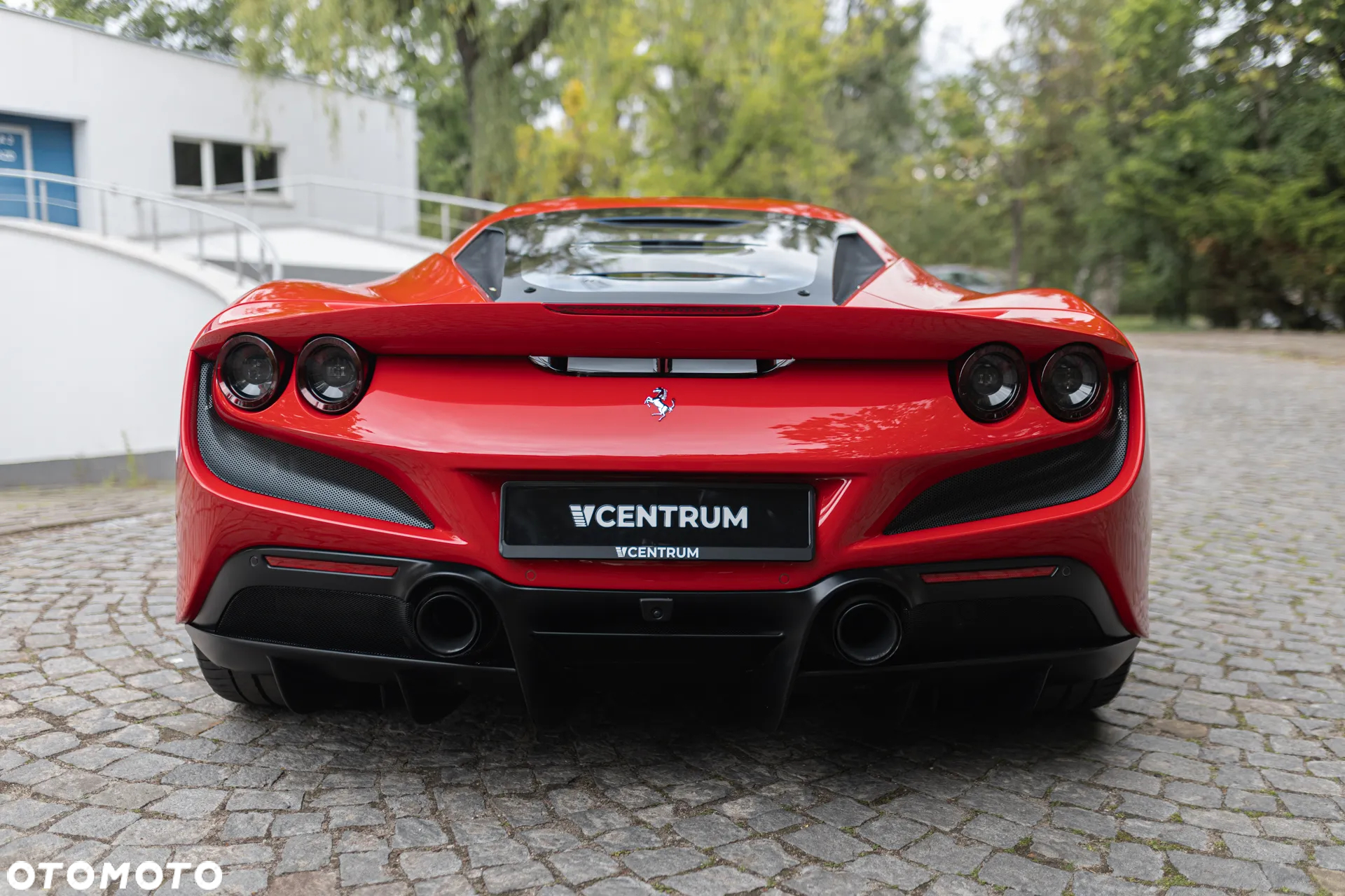Ferrari F8 Tributo - 9