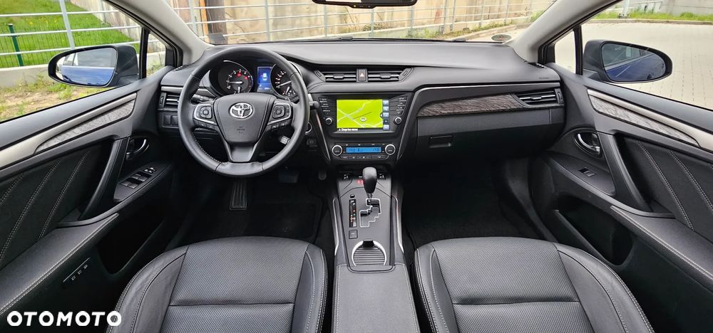 Toyota Avensis 1.8 Multidrive S Executive - 9