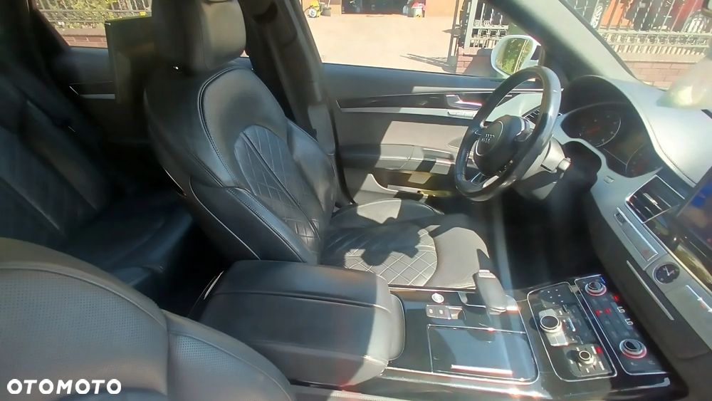 Audi A8 4.2 TDI DPF (clean diesel) quattro tiptronic Lang - 34