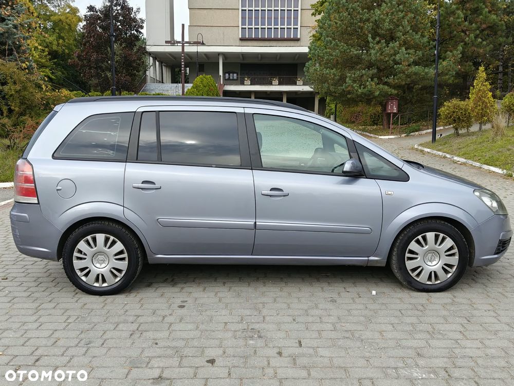 Opel Zafira 1.8 Family Plus - 3