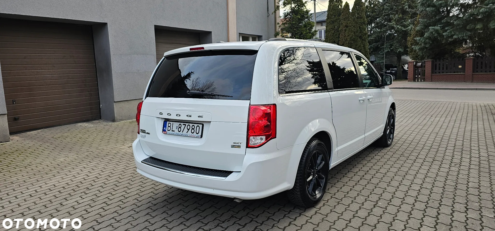 Dodge Grand Caravan - 7