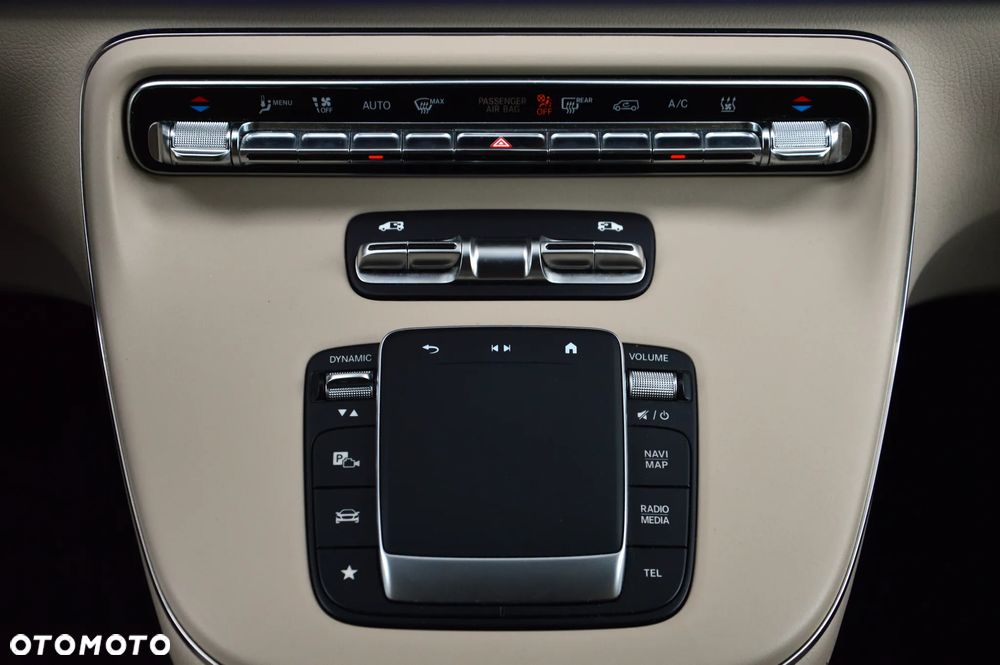 Mercedes-Benz EQV 300 90kWh - 26