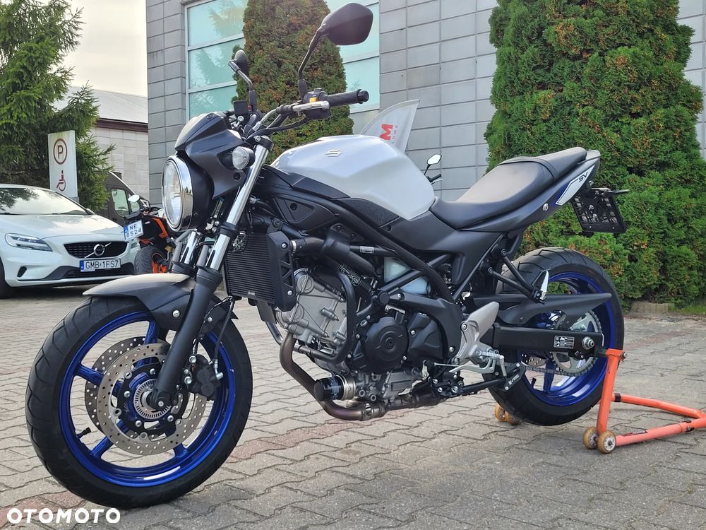 Suzuki SV - 18