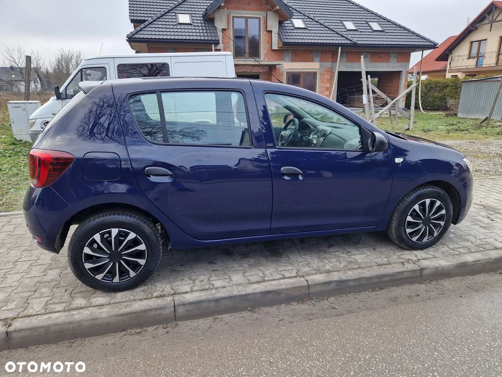 Dacia Sandero - 33