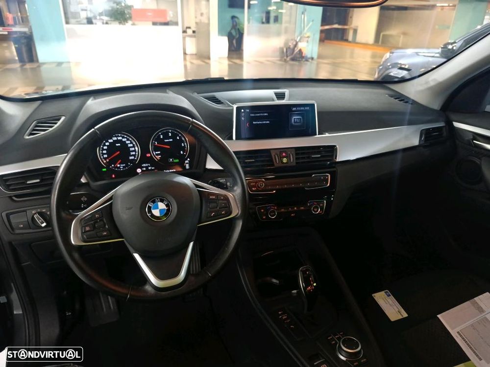 BMW X1 18 d sDrive Auto - 8