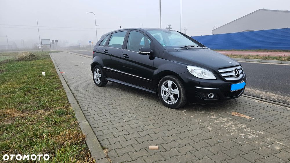 Mercedes-Benz Klasa B 200 CDI Elegance DPF Edition 10 - 11