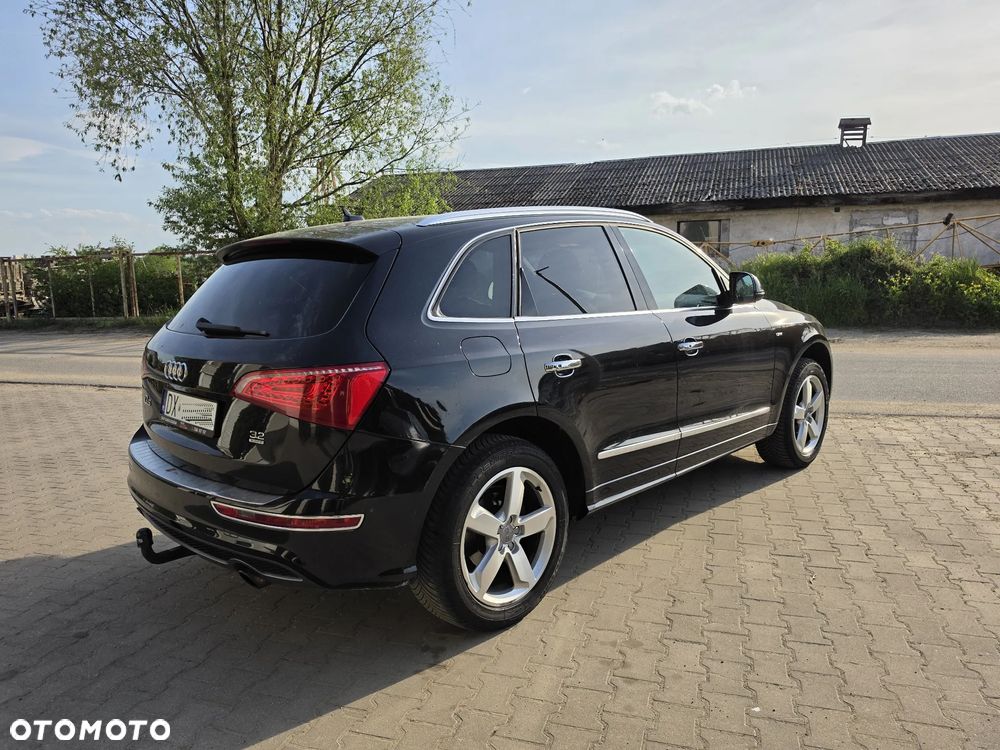 Audi Q5 3.2 FSI Quattro S tronic - 12
