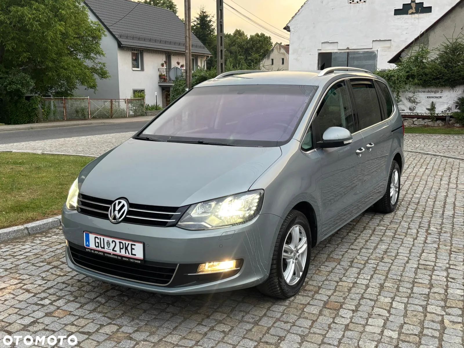 Volkswagen Sharan 2.0 TDI Highline DSG - 1