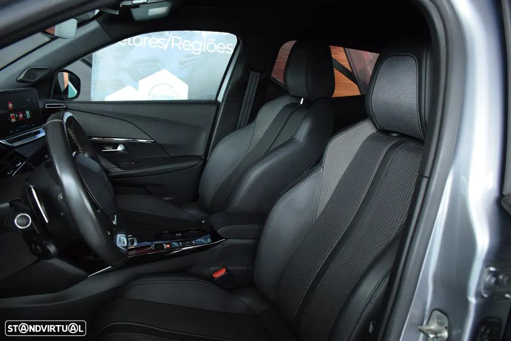 Peugeot 2008 1.5 BlueHDi GT EAT8 - 10