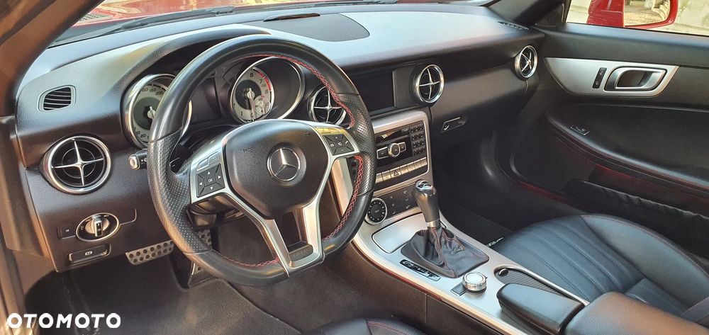 Mercedes-Benz SLK - 16