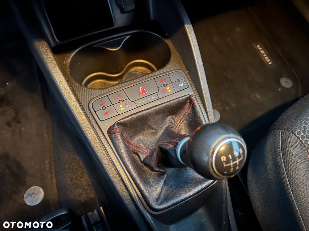Seat Ibiza SC 1.2 TSI FR - 22