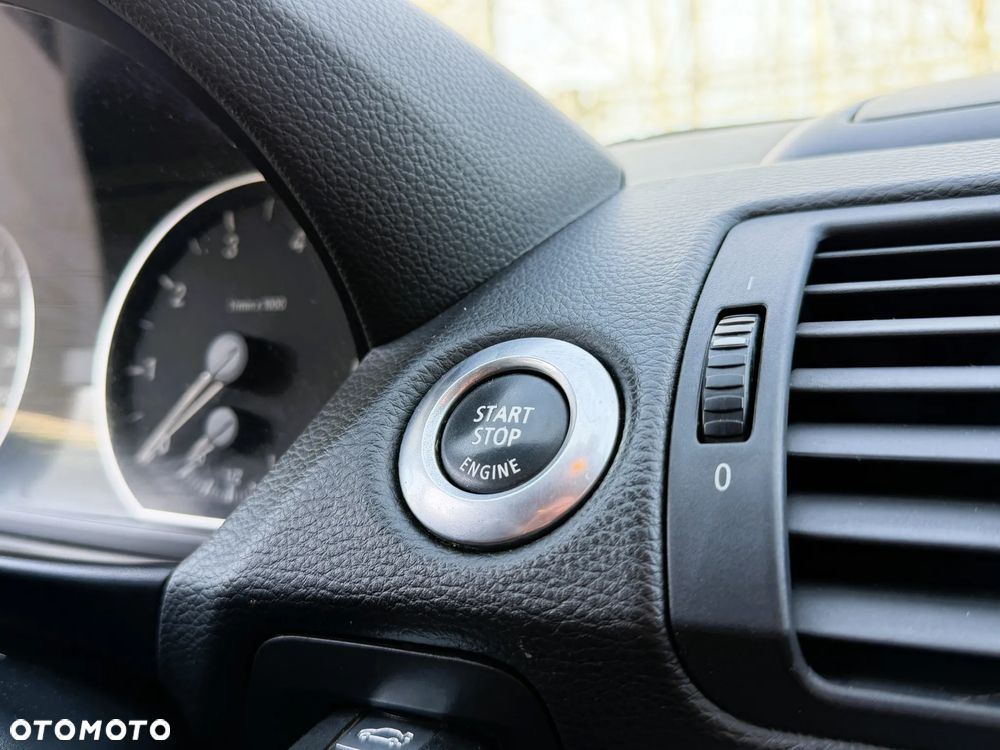 BMW Seria 1 - 15