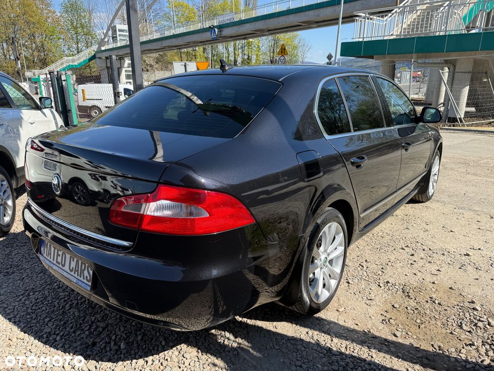 Skoda Superb 2.0 TDI L&K DSG - 23