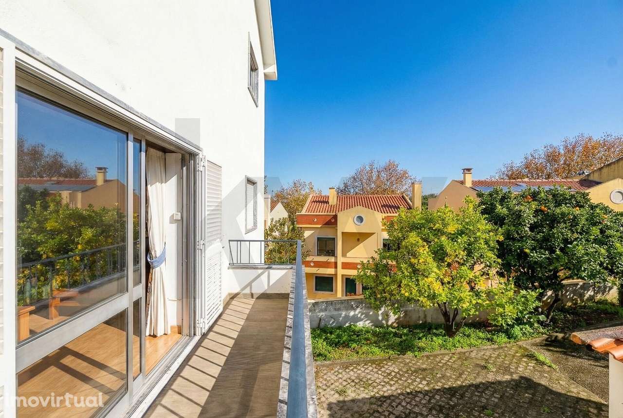 Moradia Isolada em Propriedade Total com Elevado Potencial – Manique d - Grande imagem: 5/42