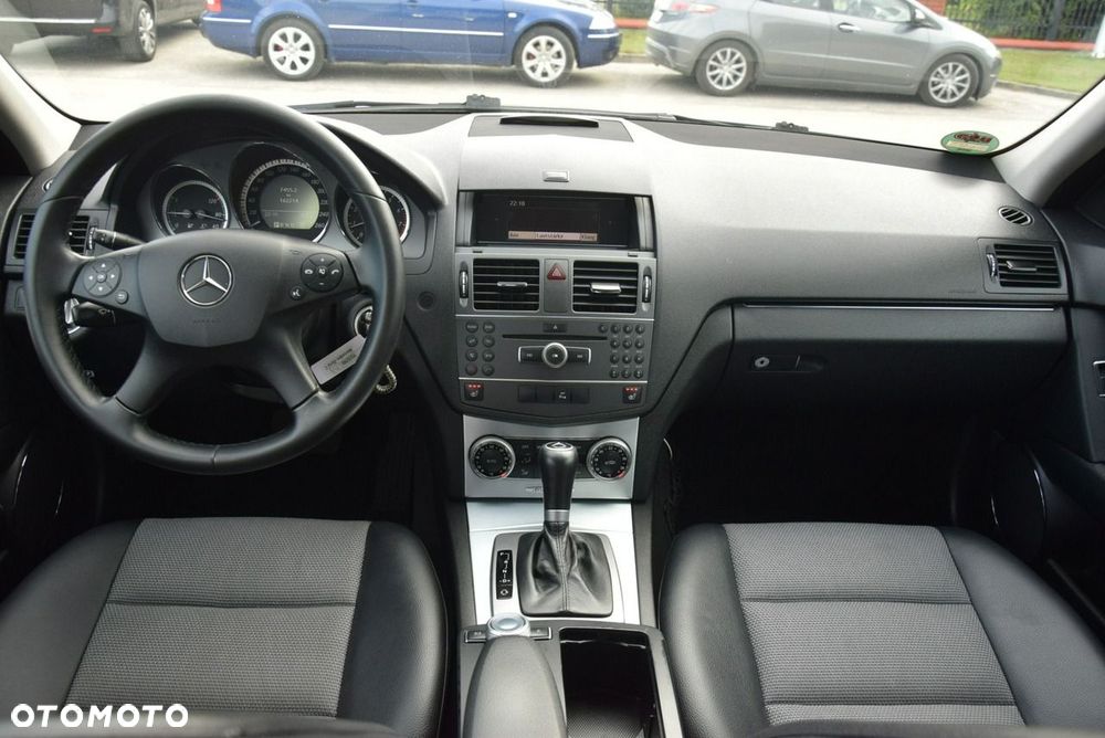 Mercedes-Benz Klasa C - 27