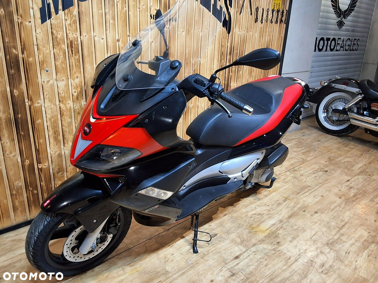 Aprilia SR - 15