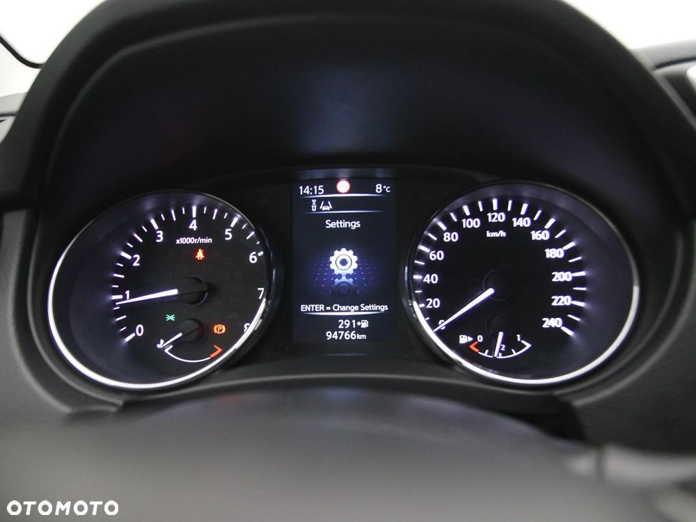 Nissan Qashqai 1.2 DIG-T N-Vision - 21