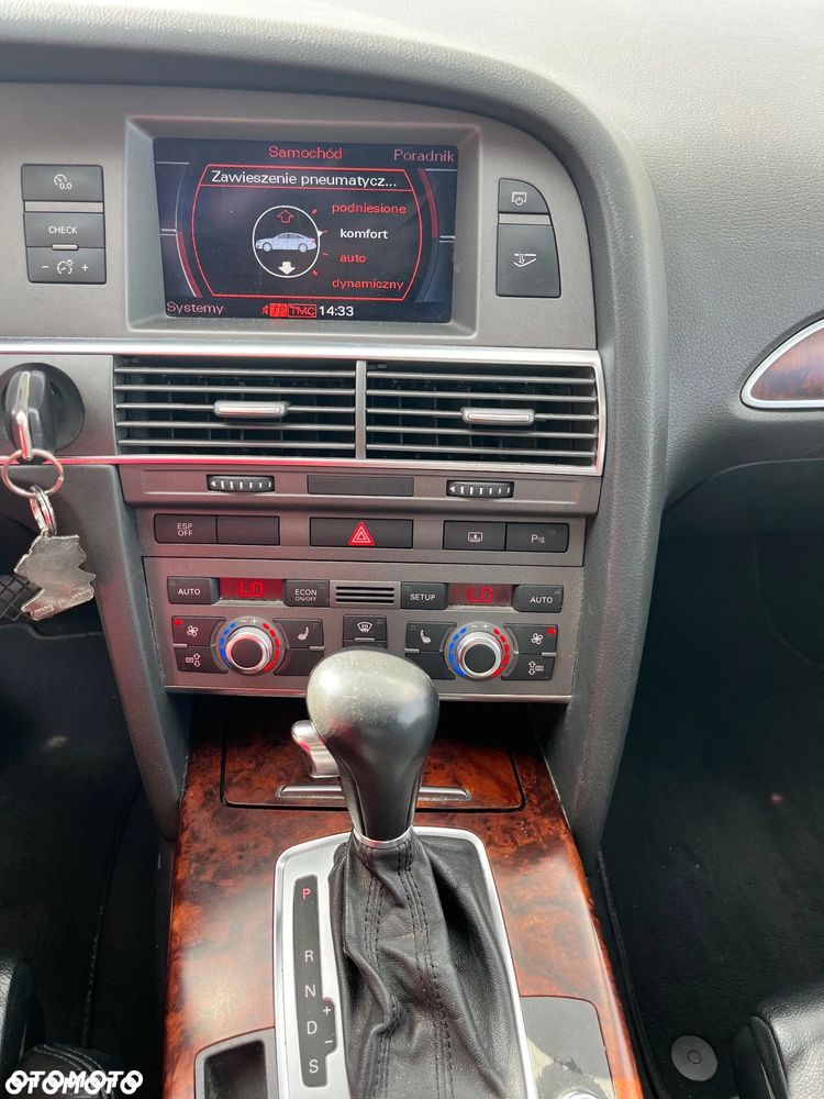 Audi A6 Limousine 3.2 FSI Quattro Tiptronic - 12