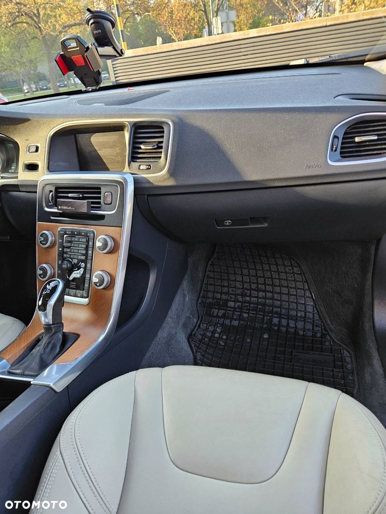 Volvo S60 - 12