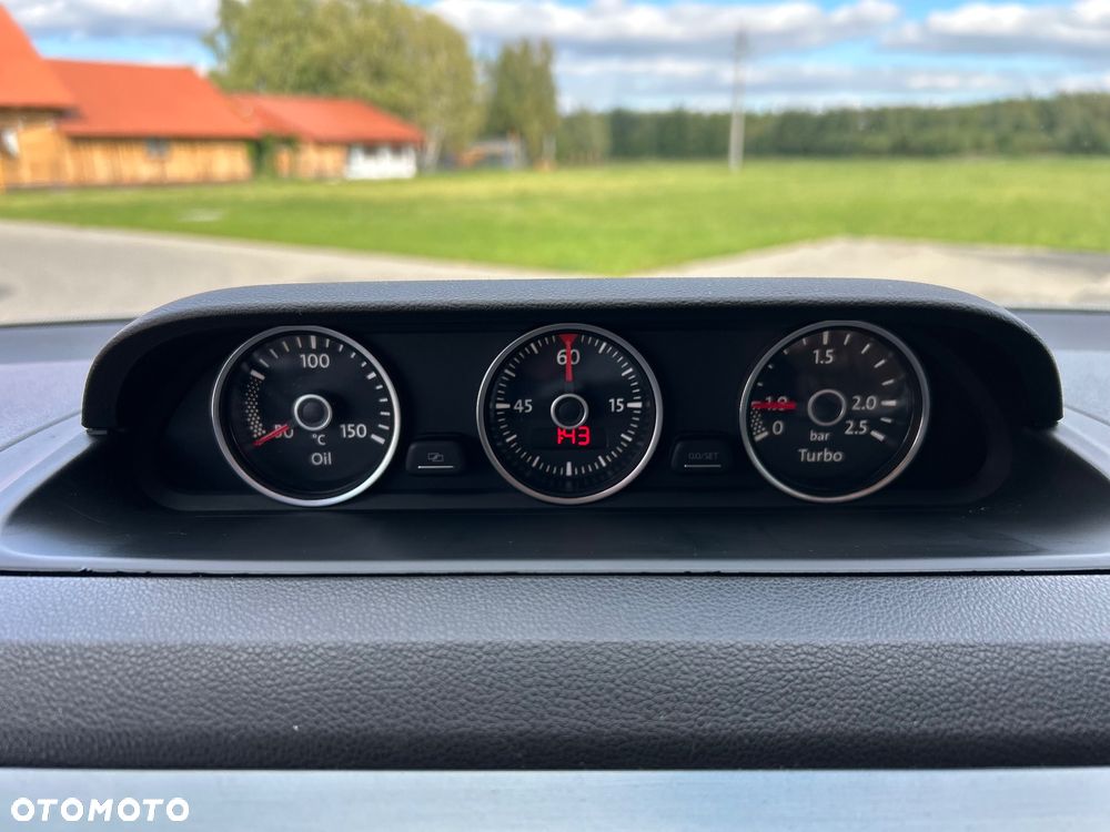 Volkswagen Beetle 2.0 TDI (BlueMotion Tech) R-Line - 9