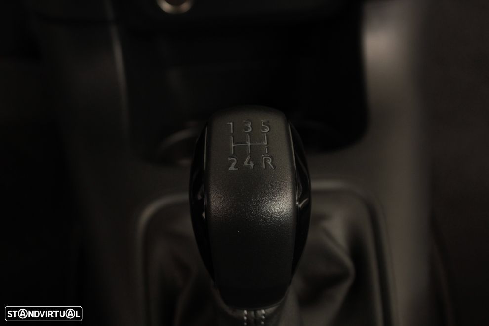 Citroën C3 1.2 PureTech C-Series - 23