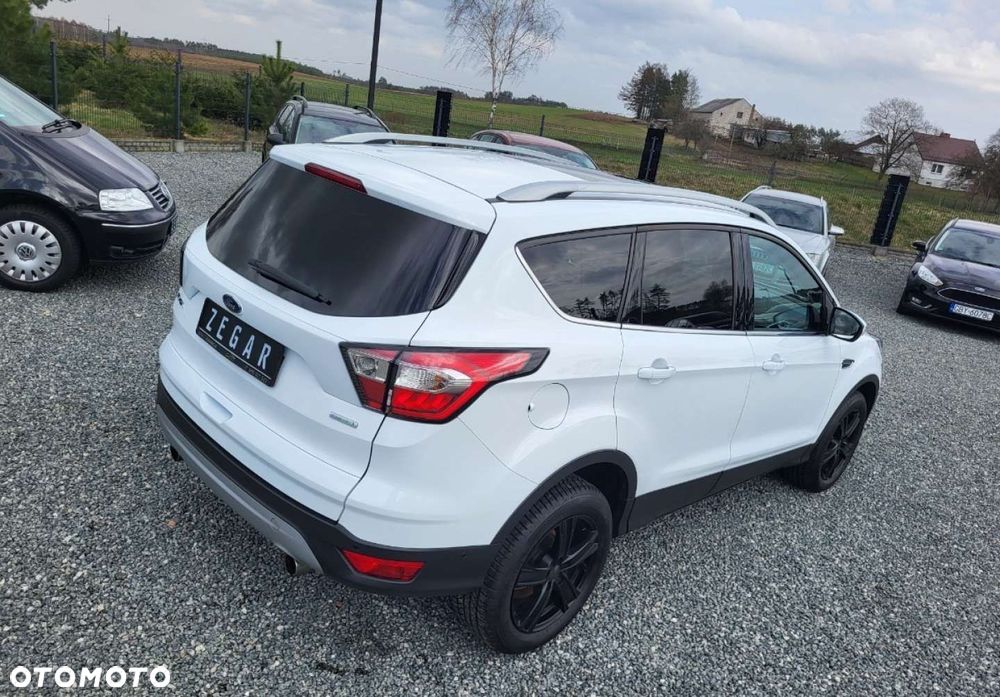 Ford Kuga - 38