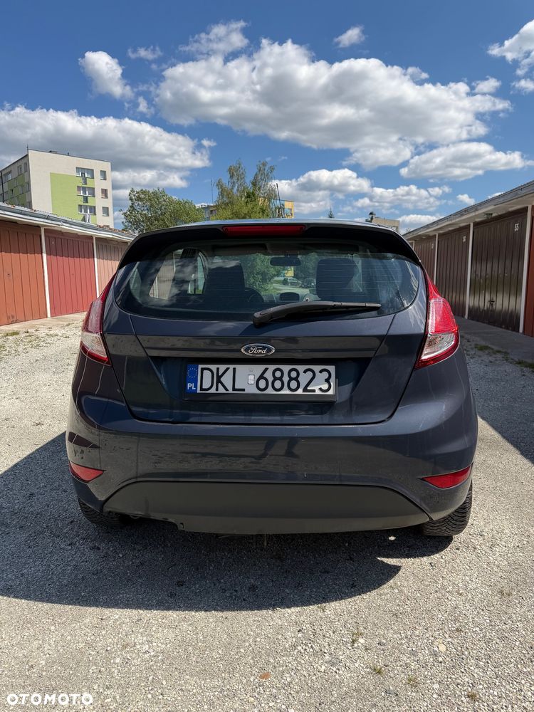 Ford Fiesta 1.5 TDCi Ambiente - 2