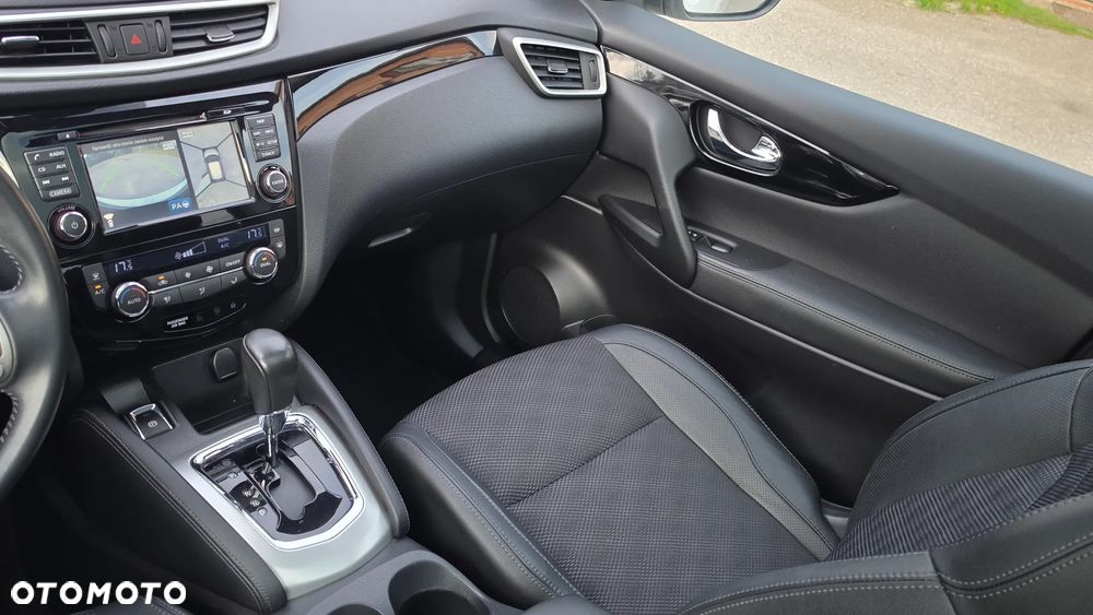 Nissan Qashqai 1.2 DIG-T Xtronic TEKNA+ - 21
