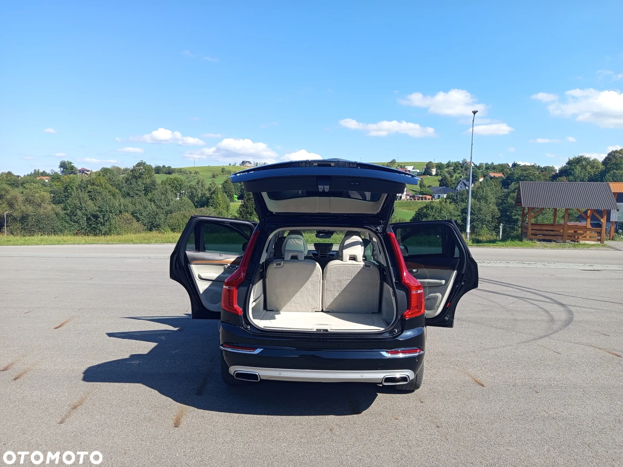 Volvo XC 90 T8 AWD Plug-In Hybrid Inscription 7os - 7