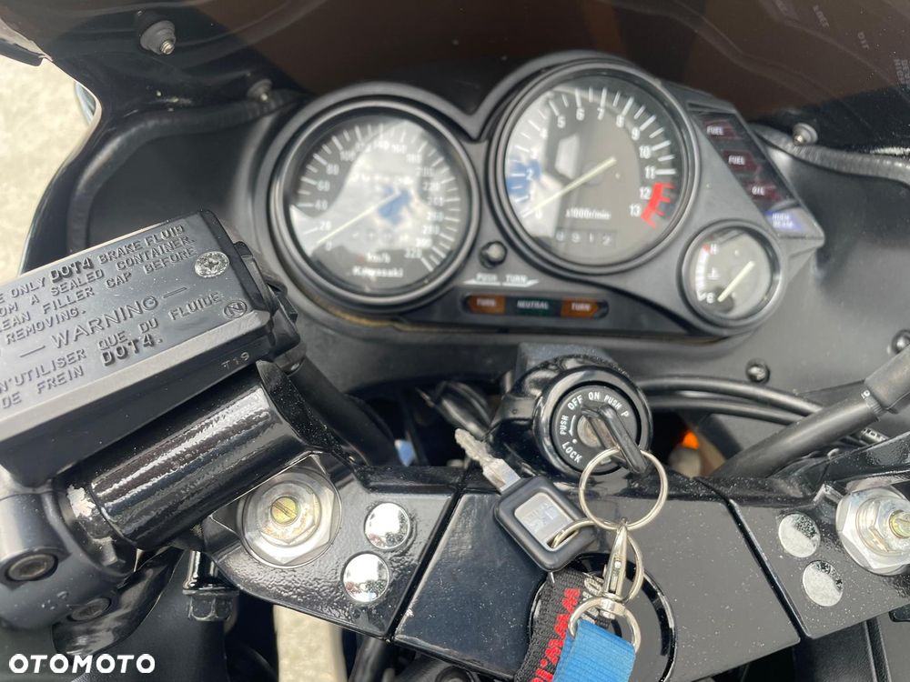 Kawasaki ZZR - 8