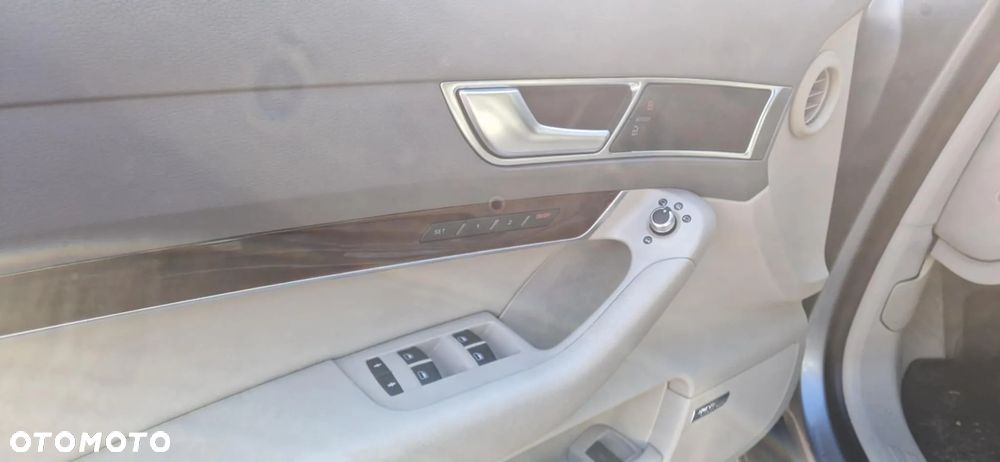 Audi A6 - 8