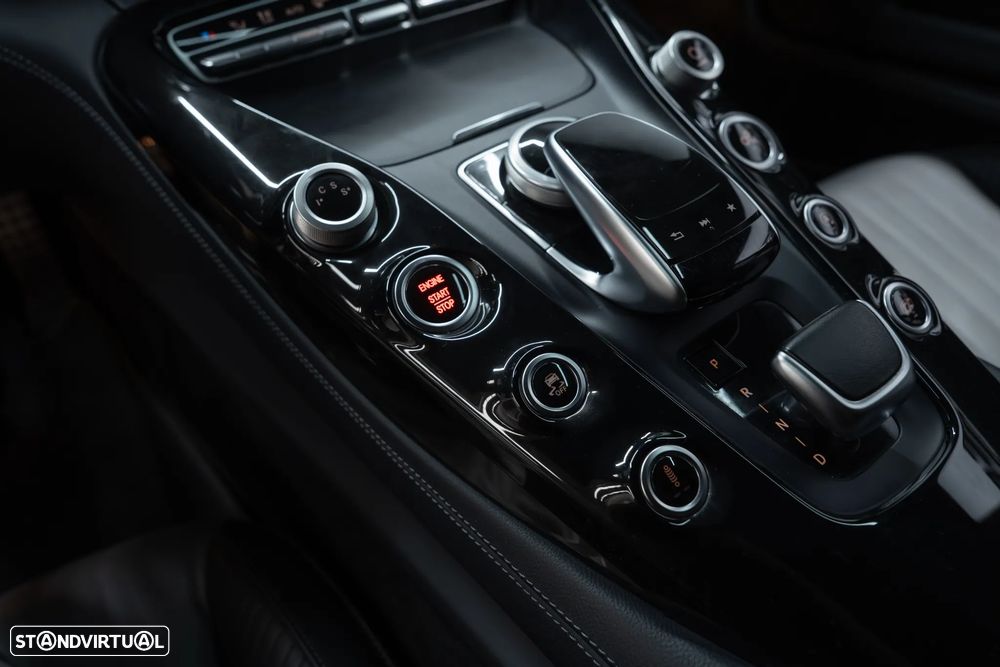 Mercedes-Benz AMG GT - 45