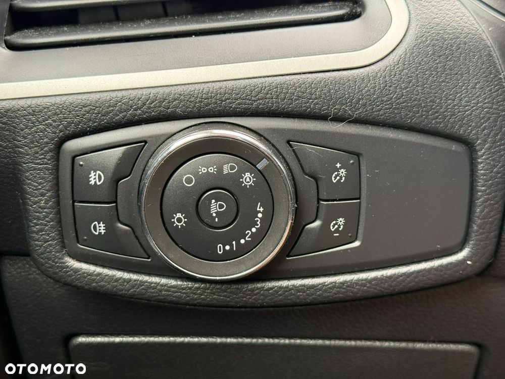 Ford S-Max 2.0 TDCi Trend - 12
