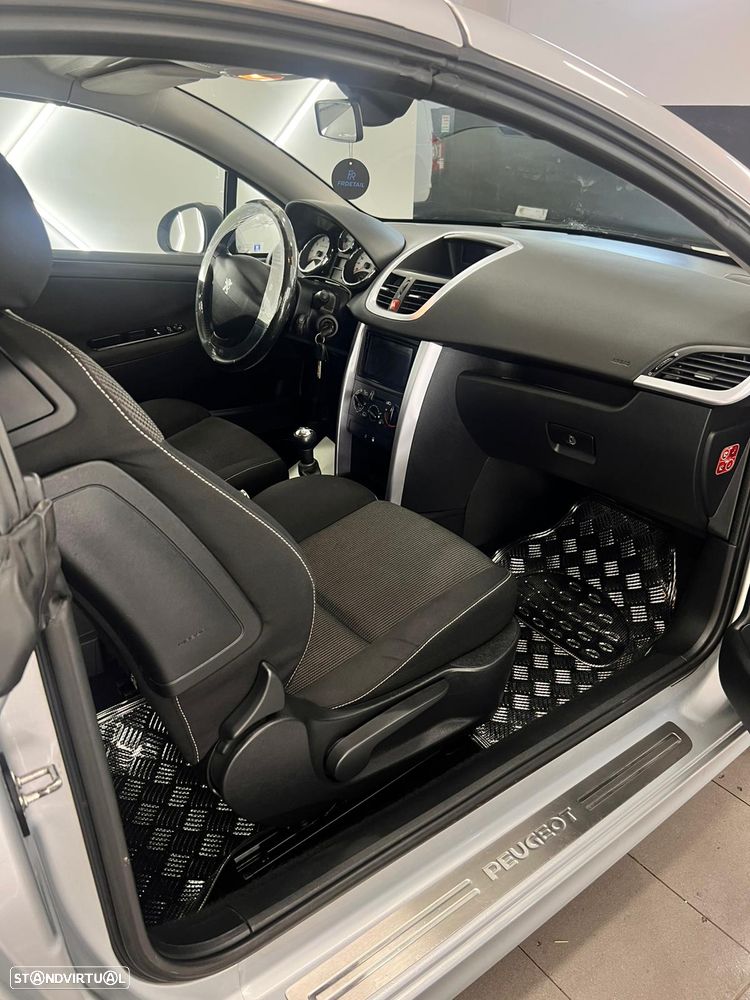 Peugeot 207 CC 1.6 16V - 13
