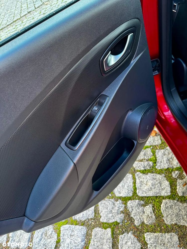 Renault Clio 0.9 Energy TCe Intens+ EU6 - 13