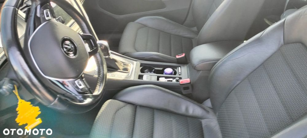 Volkswagen Golf 1.6 TDI DPF BlueMotion Technology DSG move - 9