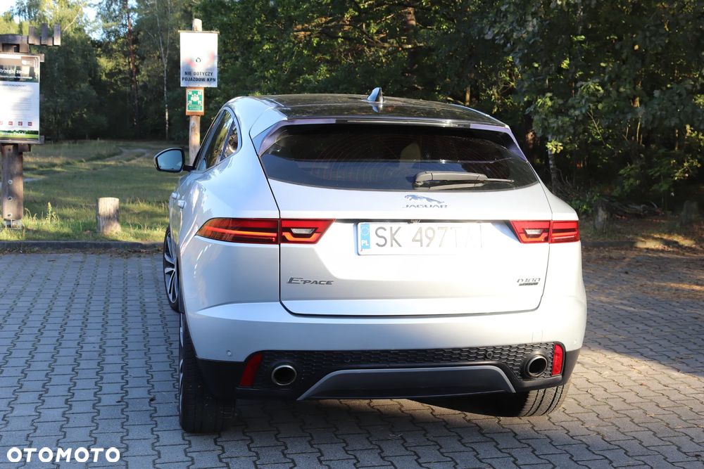 Jaguar E-Pace 2.0 i4D AWD R-Dynamic S - 10
