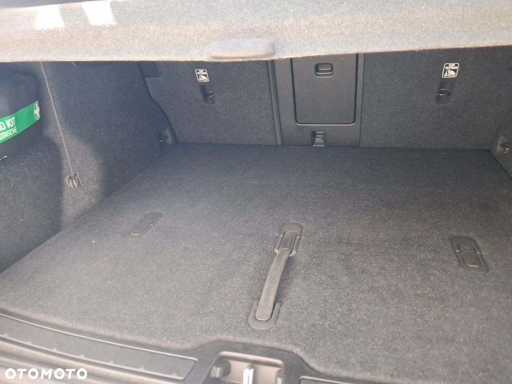Volvo XC 40 - 21