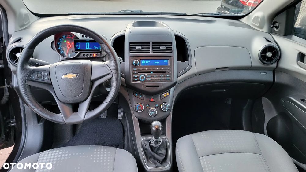Chevrolet Aveo 1.2 LS - 6