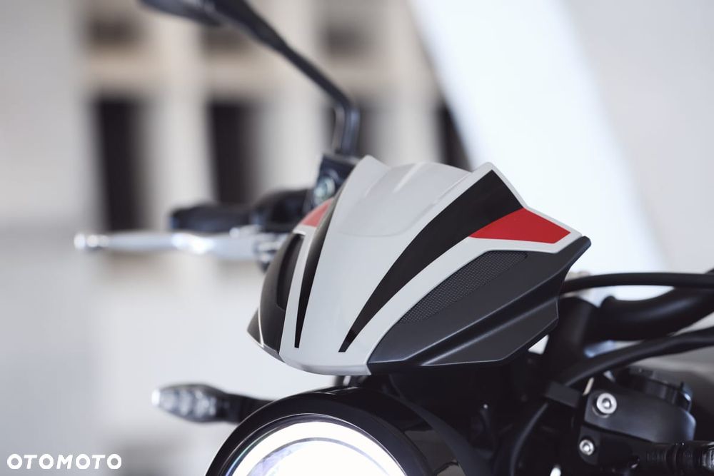 Triumph Trident - 6