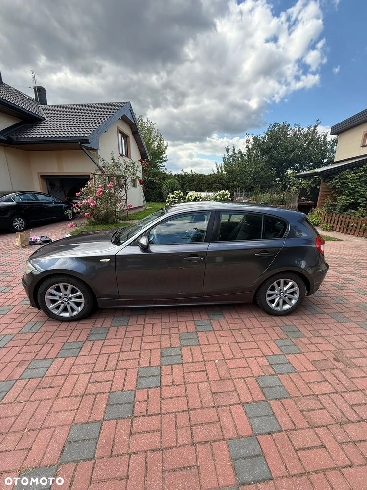 BMW Seria 1 118d DPF - 24