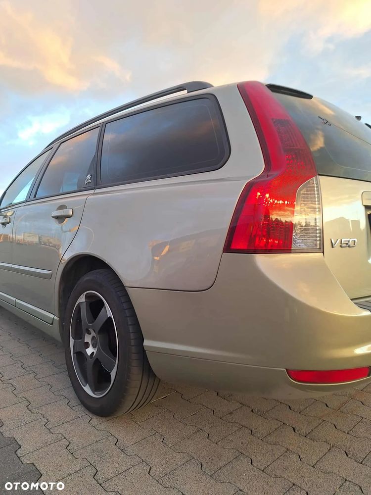 Volvo V50 1.6D - 9